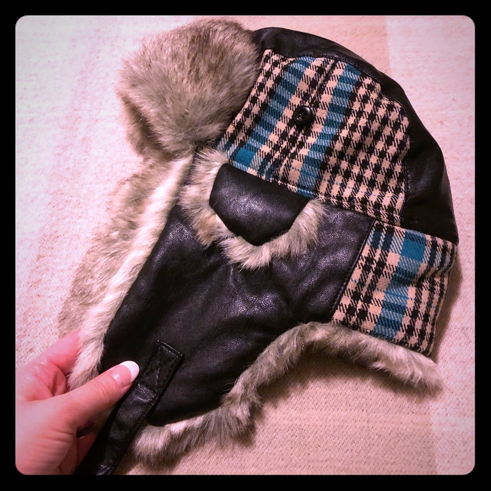 Fur hat new without tags